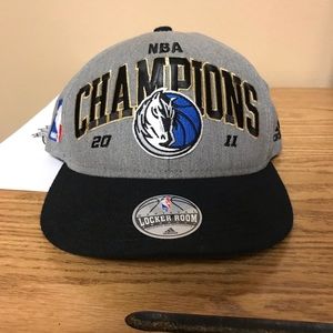 Classic SnapBack Dallas Mavericks NBA Champs